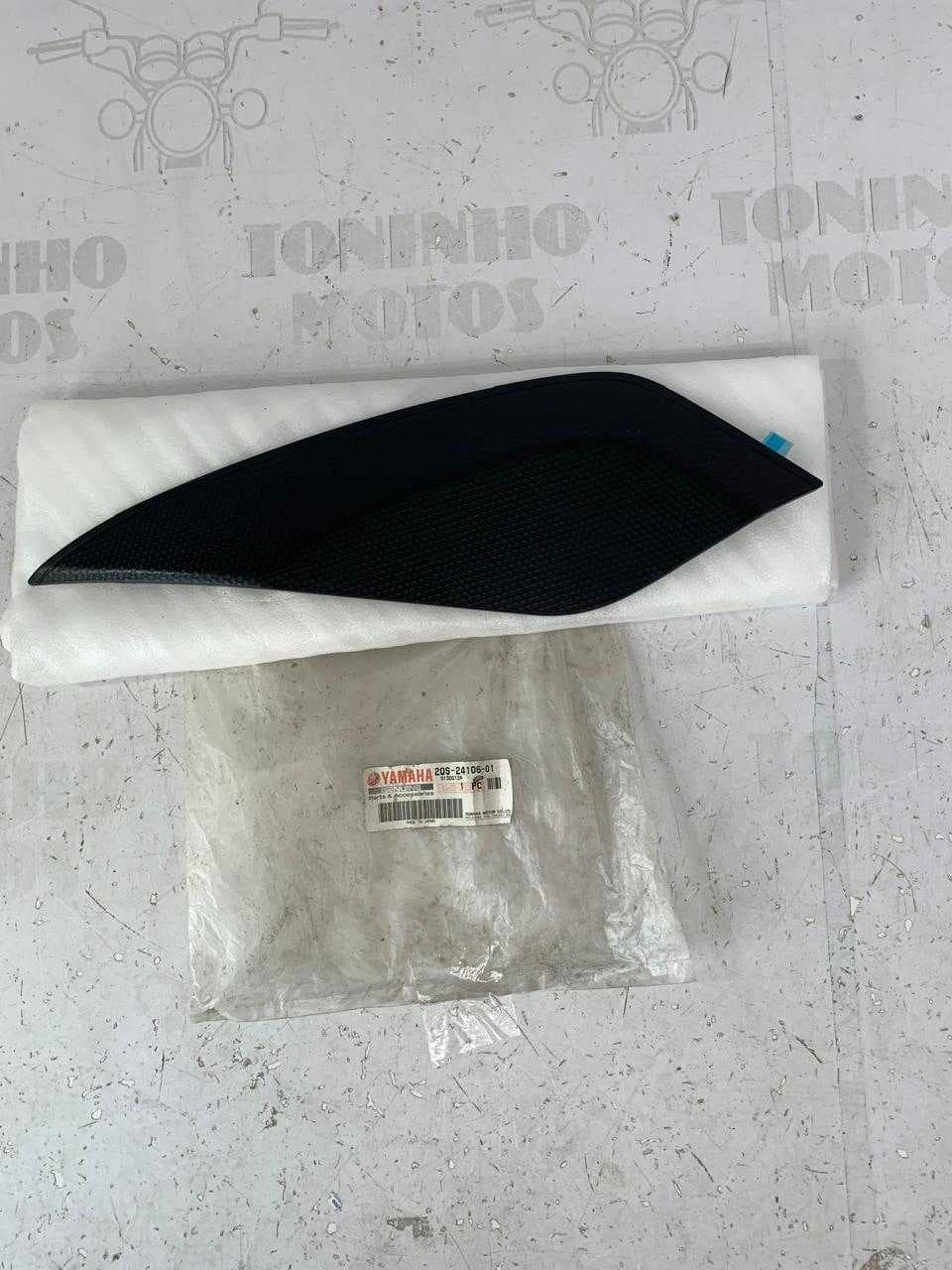 ACABAMENTO TANQUE ESQUERDO YAMAHA XJ6 F 2011/ XJ6 N 2011