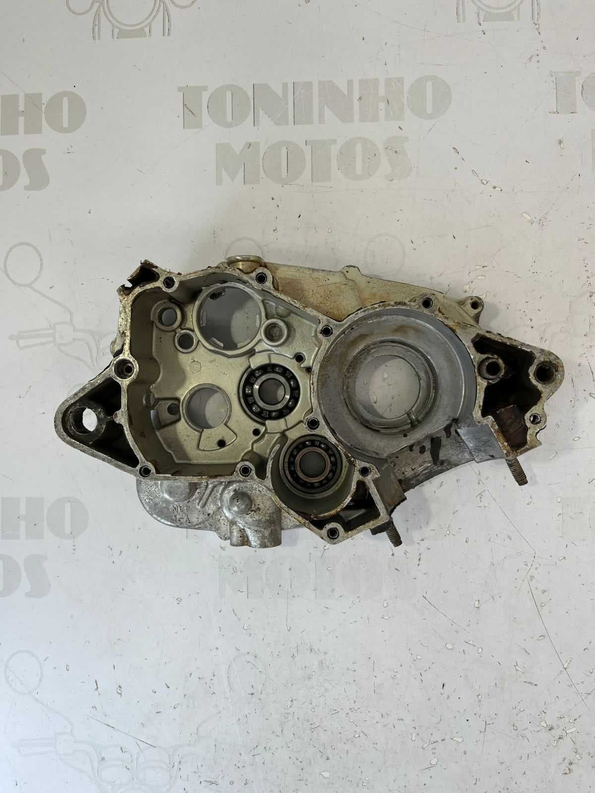 BLOCO LADO DIREITO YAMAHA DT 200 / DT 200R