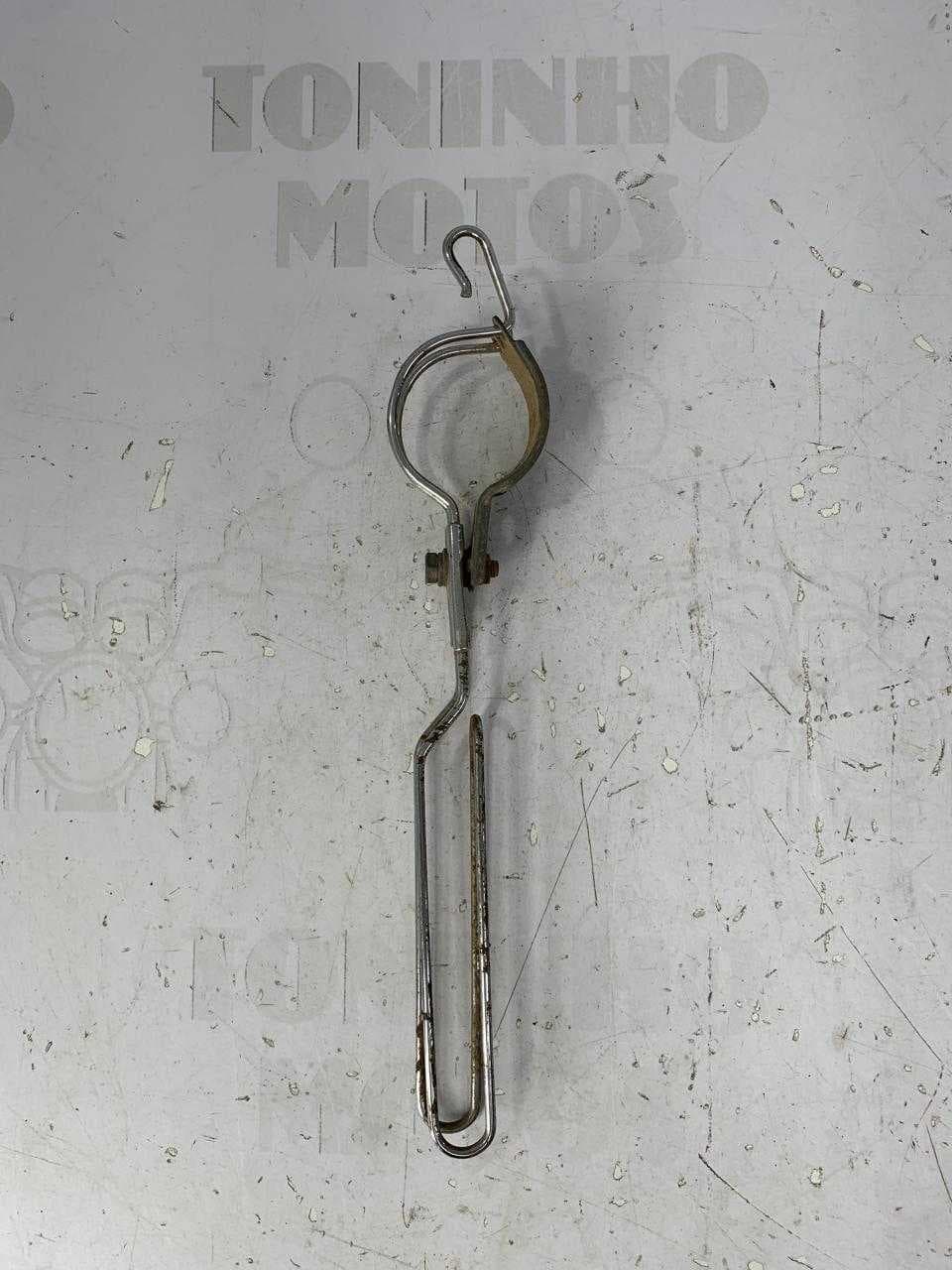 GUIA CABO VELOCIMETRO FIXADOR YAMAHA DT 180