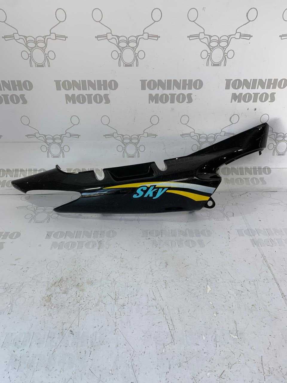 CARENAGEM LATERAL LADO DIREITO TRAXX SKY 110