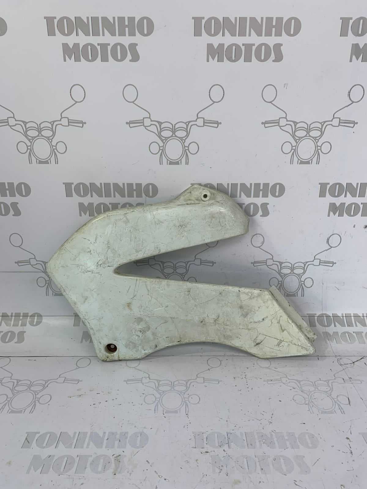 ABA TANQUE LADO ESQUERDO HONDA XR 250 TORNADO 2001 Á 2002