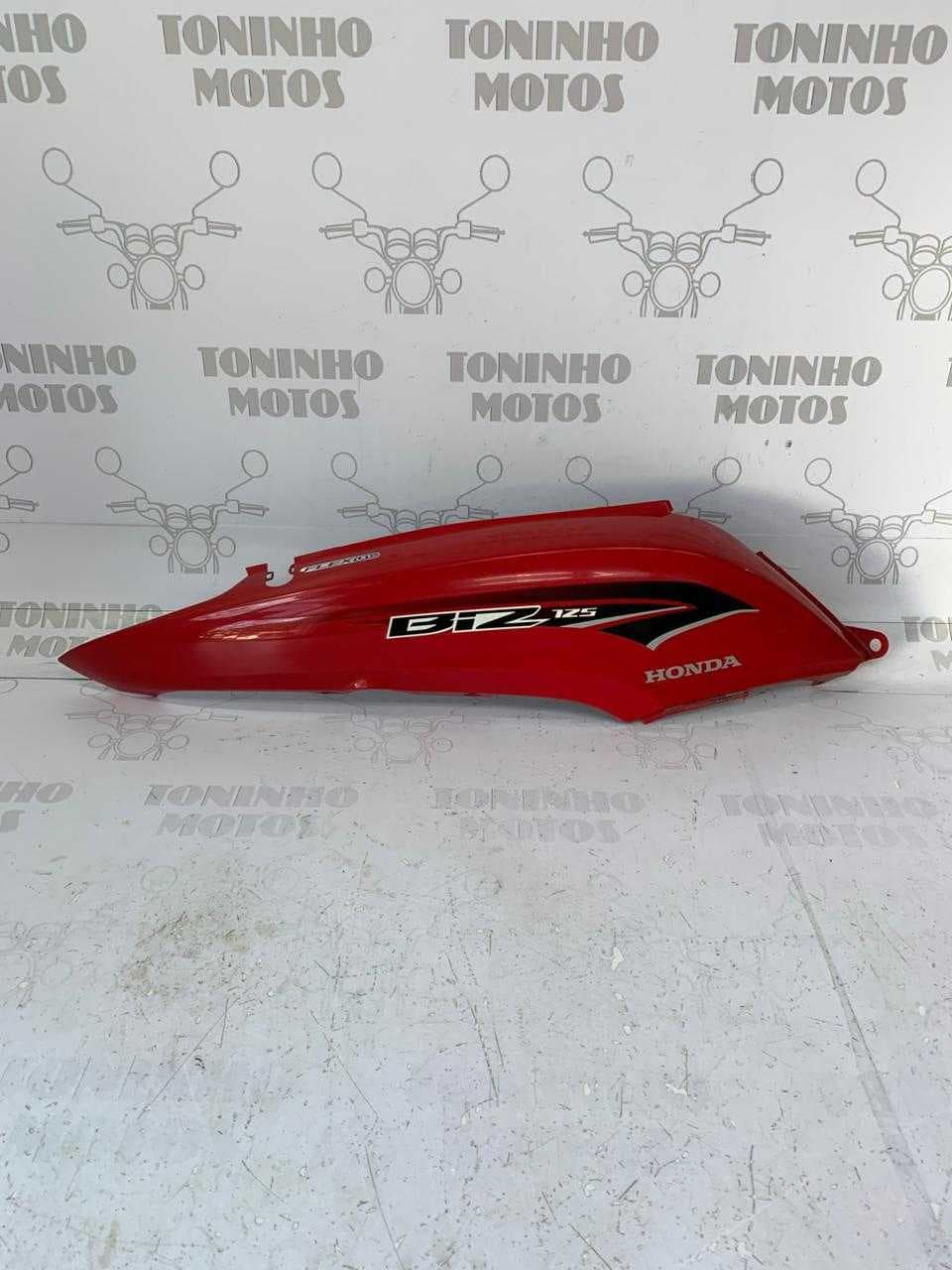 TAMPA LATERAL LADO DIREITO HONDA BIZ 125 2017