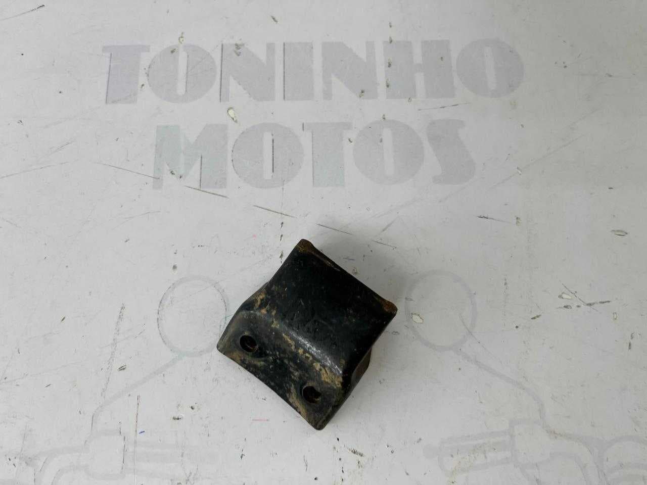 DOBRADIÇA DO BANCO YAMAHA CRYPTON 105 1998 Á 2004