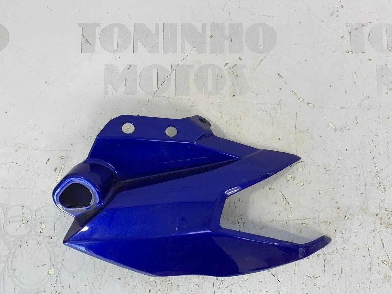 ACABAMENTO FAROL DIREITO YAMAHA FZ25 2018 a 2021