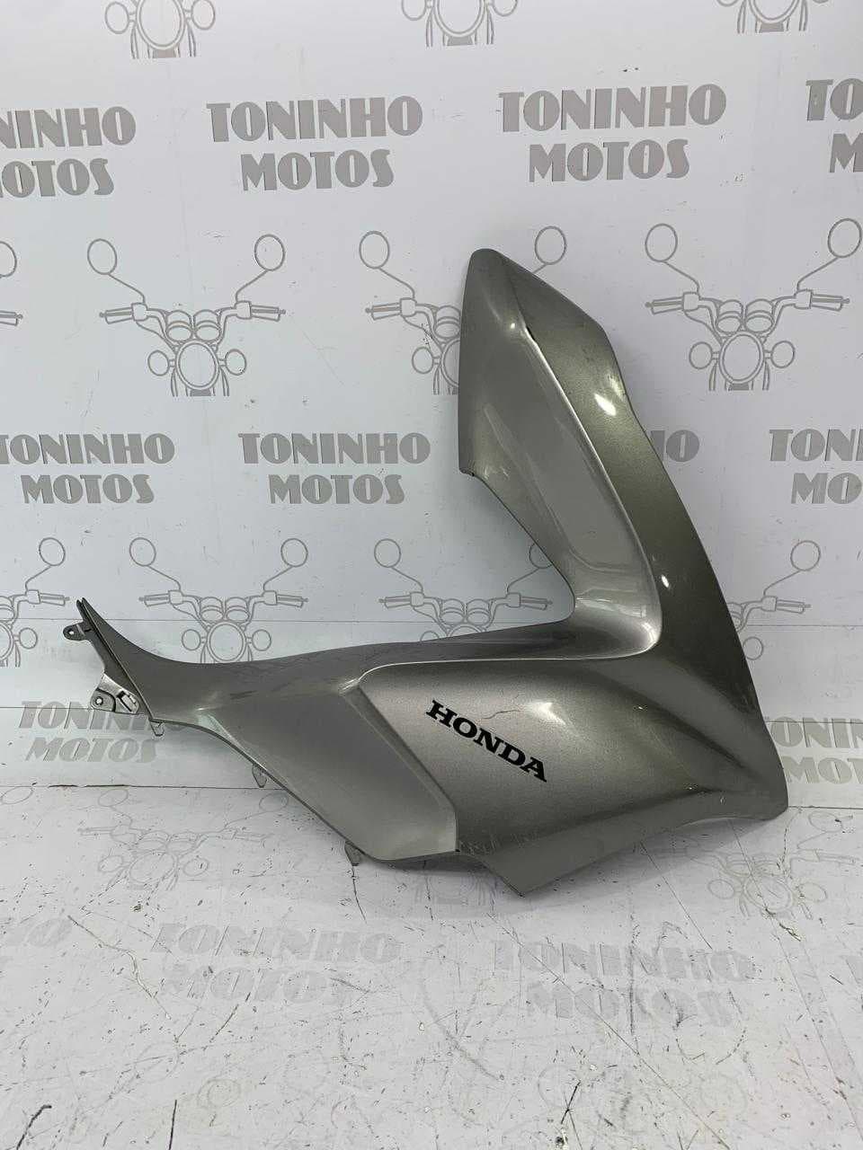TAMPA DIANTEIRA LADO DIREITO HONDA PCX 150 2019