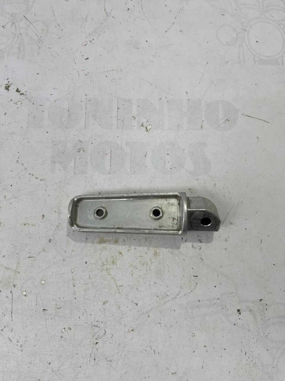 BASE PEDALEIRA DIANTEIRO DIREITO YAMAHA XJ6 N 2010 Á 2019