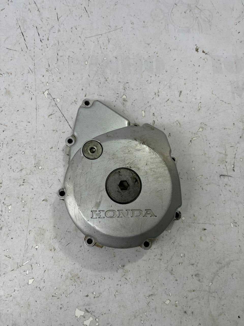 TAMPA MOTOR LADO ESQUERDO HONDA BIZ 125 2011 Á 2024