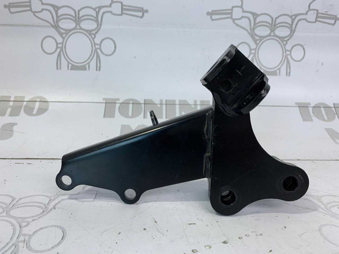 SUPORTE PEDALEIRA DIANTEIRA DIREITO YAMAHA XT660 2005 Á 2018