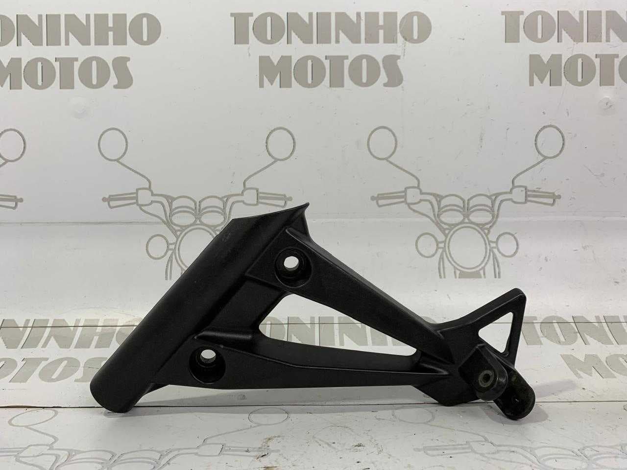 SUPORTE PEDALEIRA TRASEIRO ESQUERDO KAWASAKI NINJA 250 2009