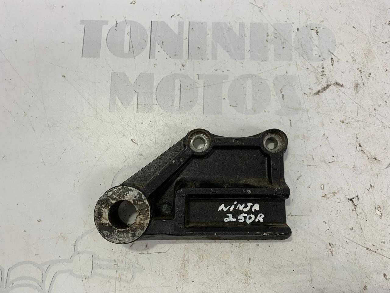 SUPORTE PINÇA FREIO TRASEIRA KAWASAKI NINJA 250R 2009 À 2012