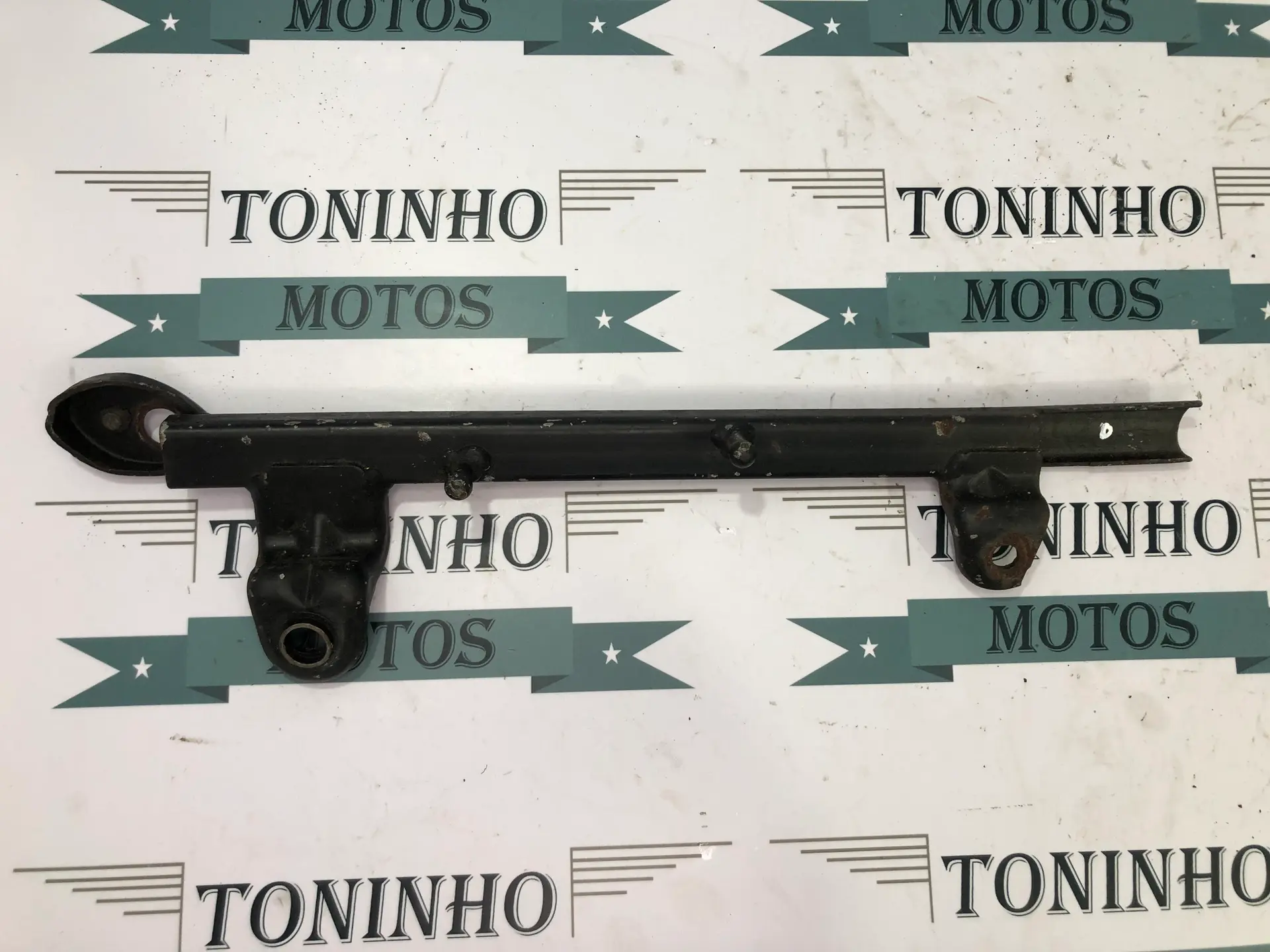 Alça Traseira Lado Direito Suporte Pisca Honda CBX750F — imagem 4
