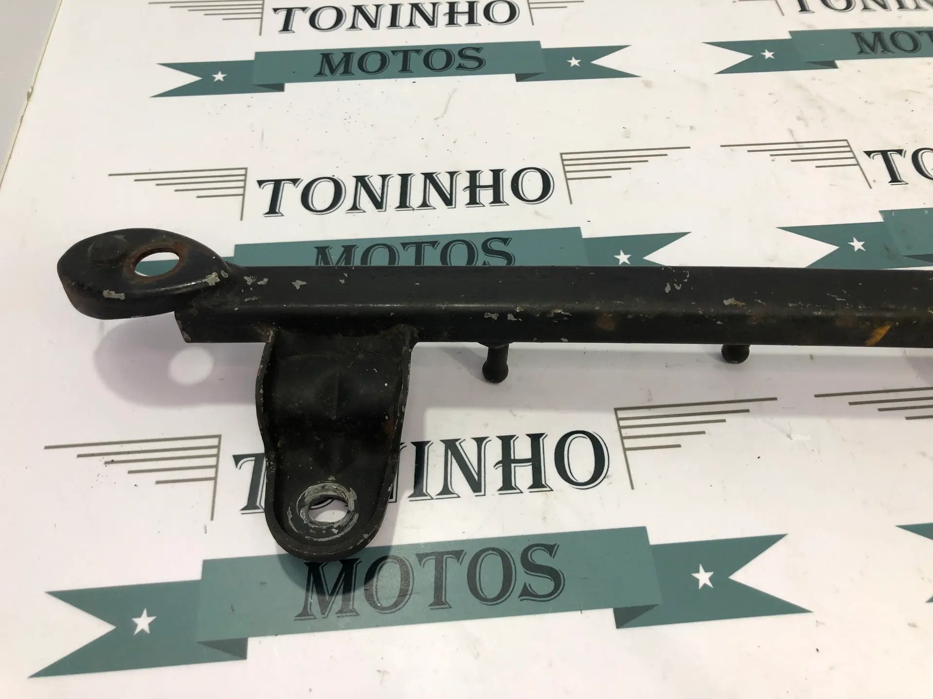 Alça Traseira Lado Esquerdo Suporte Pisca Honda CBX750F — imagem 4