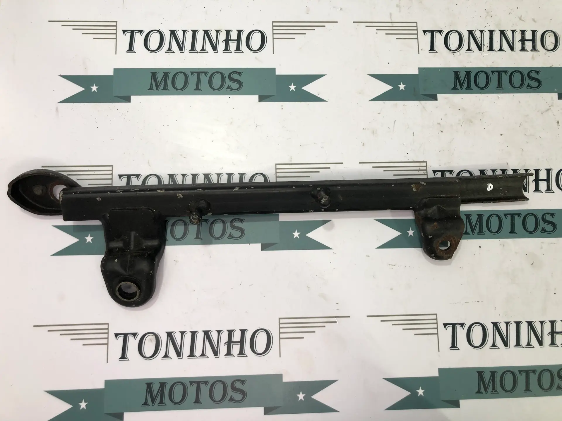 Alça Traseira Lado Direito Suporte Pisca Honda CBX750F — imagem 3