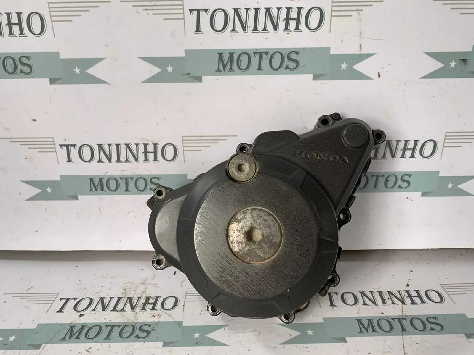 TAMPA DO MOTOR LADO ESQUERDO HONDA XRE190 2016 À 2022