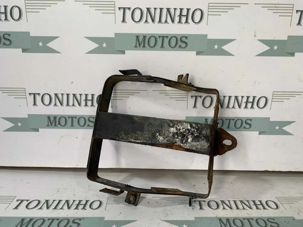 CAIXA DE BATERIA DAFRA APACHE 150
