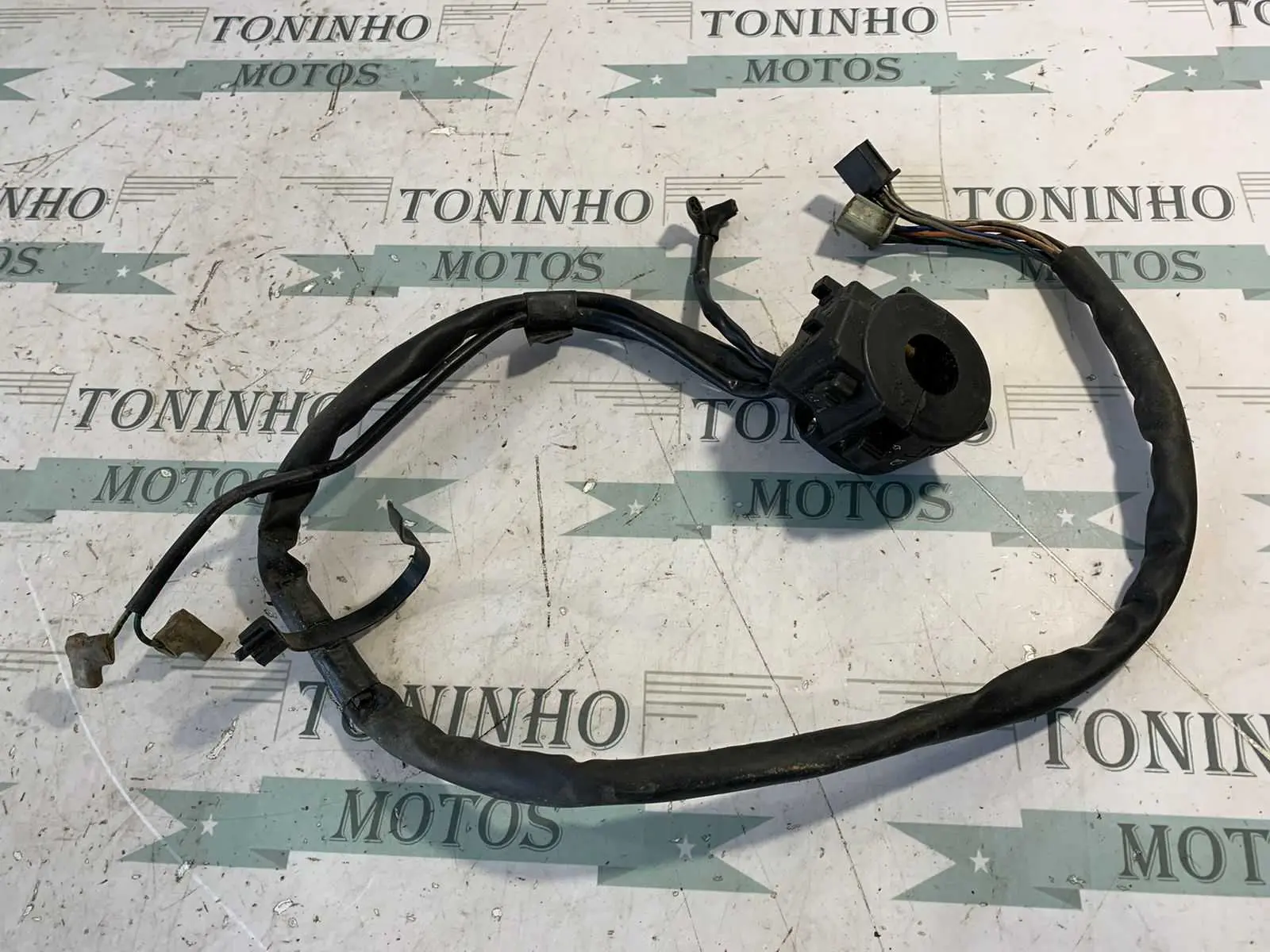 CHAVE DE LUZ HONDA CBR900RR 1998/1999