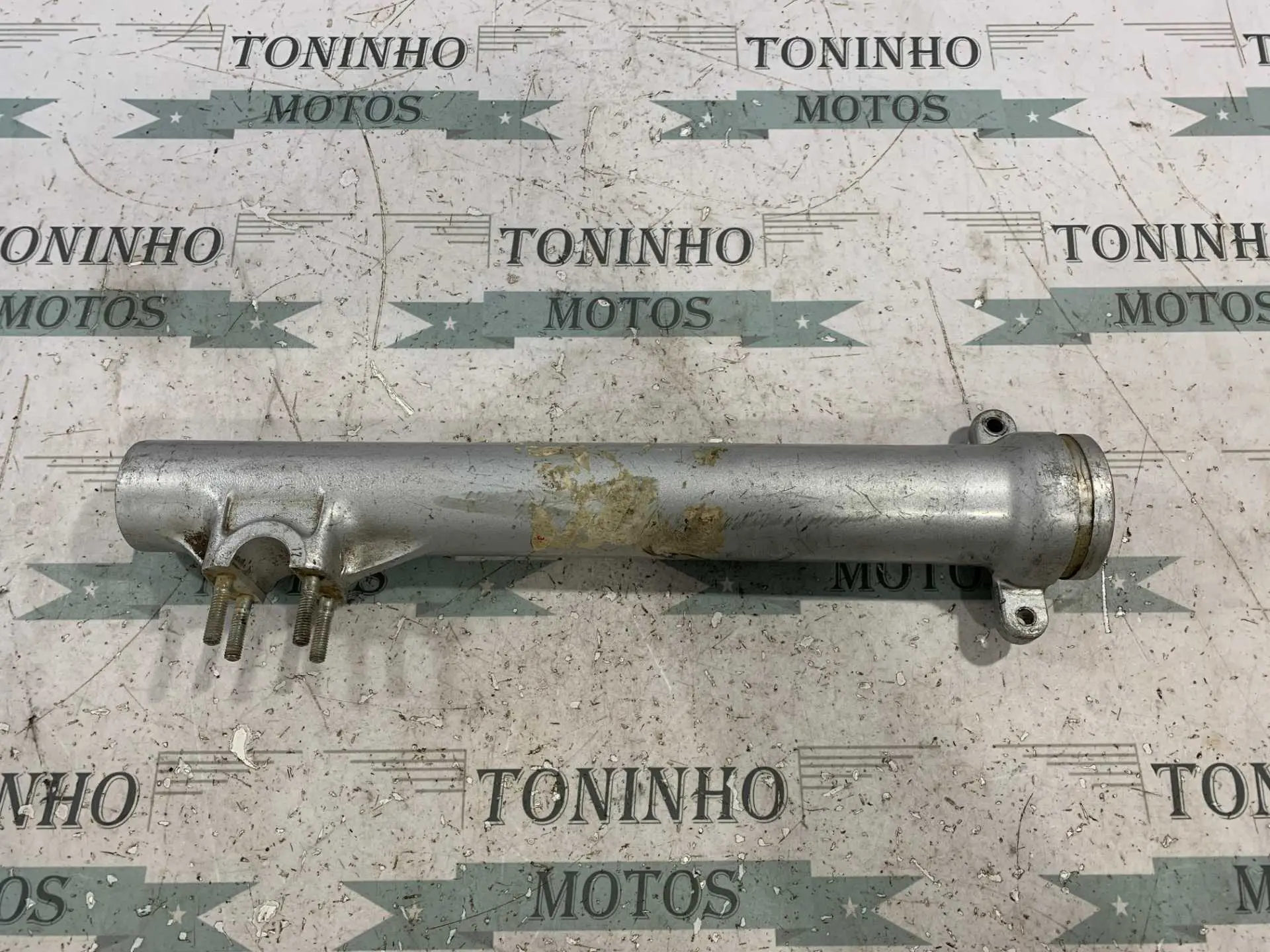 CANELA BENGALA LADO DIREITO HONDA NX 200 1994 À 2002