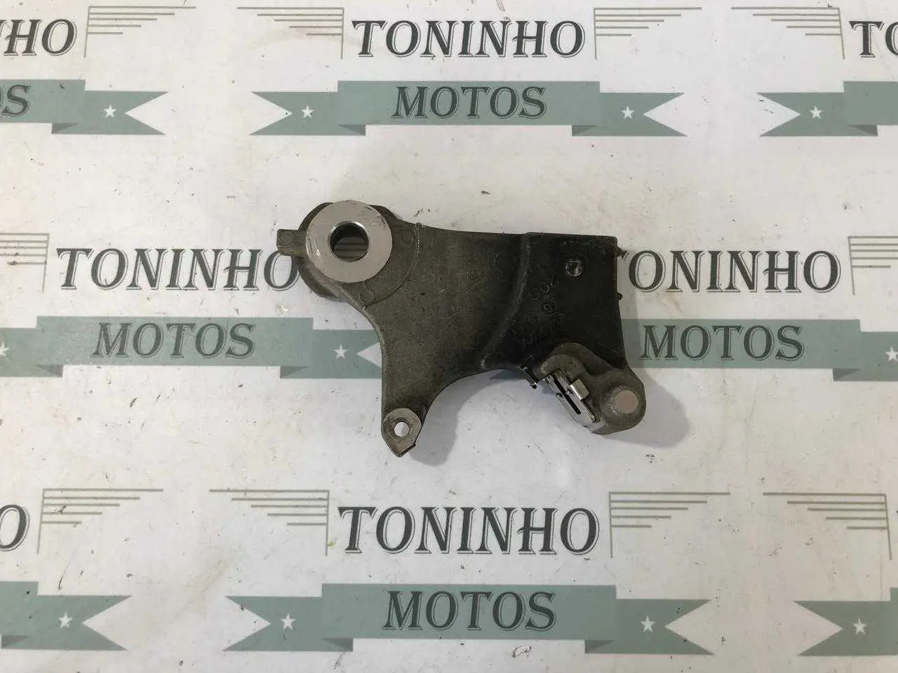 SUPORTE PINÇA TRASEIRO YAMAHA XJ6 N 2010 Á 2019