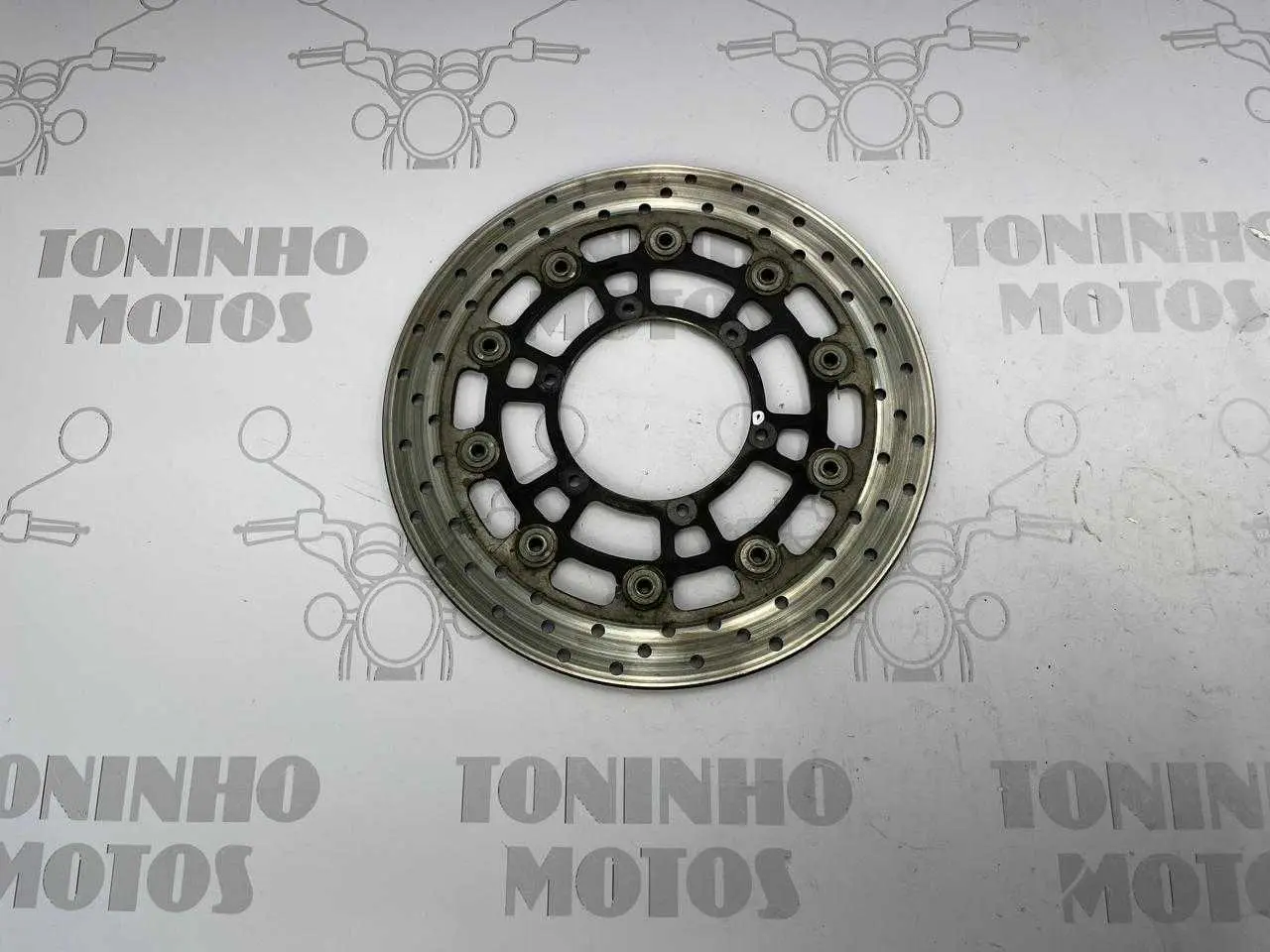 DISCO DE FREIO DIANTEIRO DIREITO BMW F800GS ADVENTURE 2009
