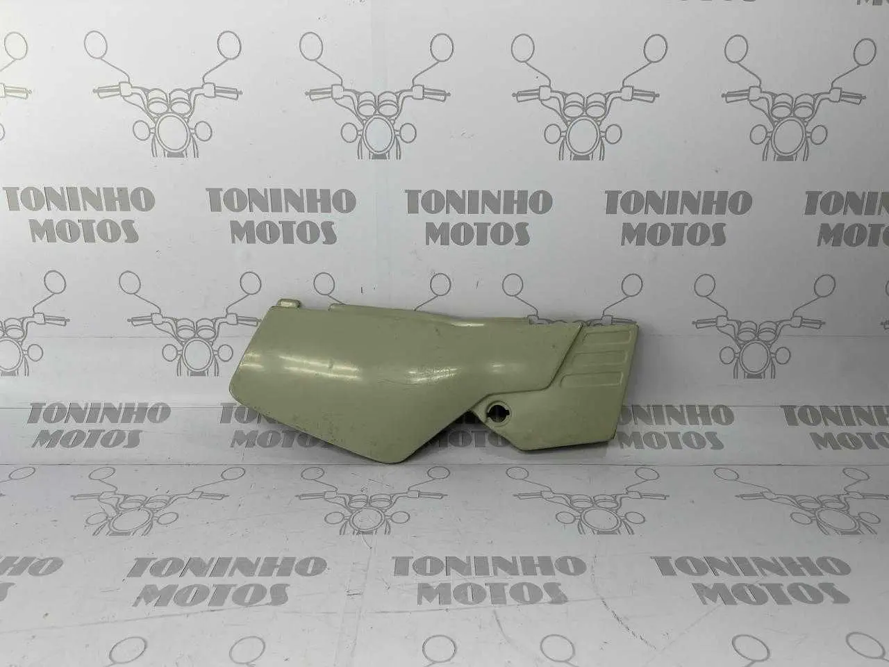 TAMPA LATERAL LADO DIREITO YAMAHA DT 180 1985 a 1997 - segunda linha