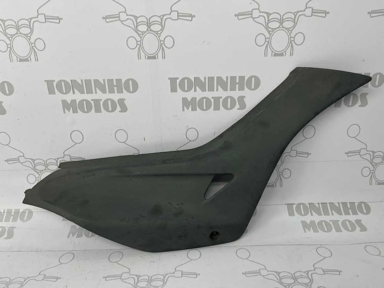 TAMPA LATERAL LADO DIREITO HONDA FALCON 2000 À 2008