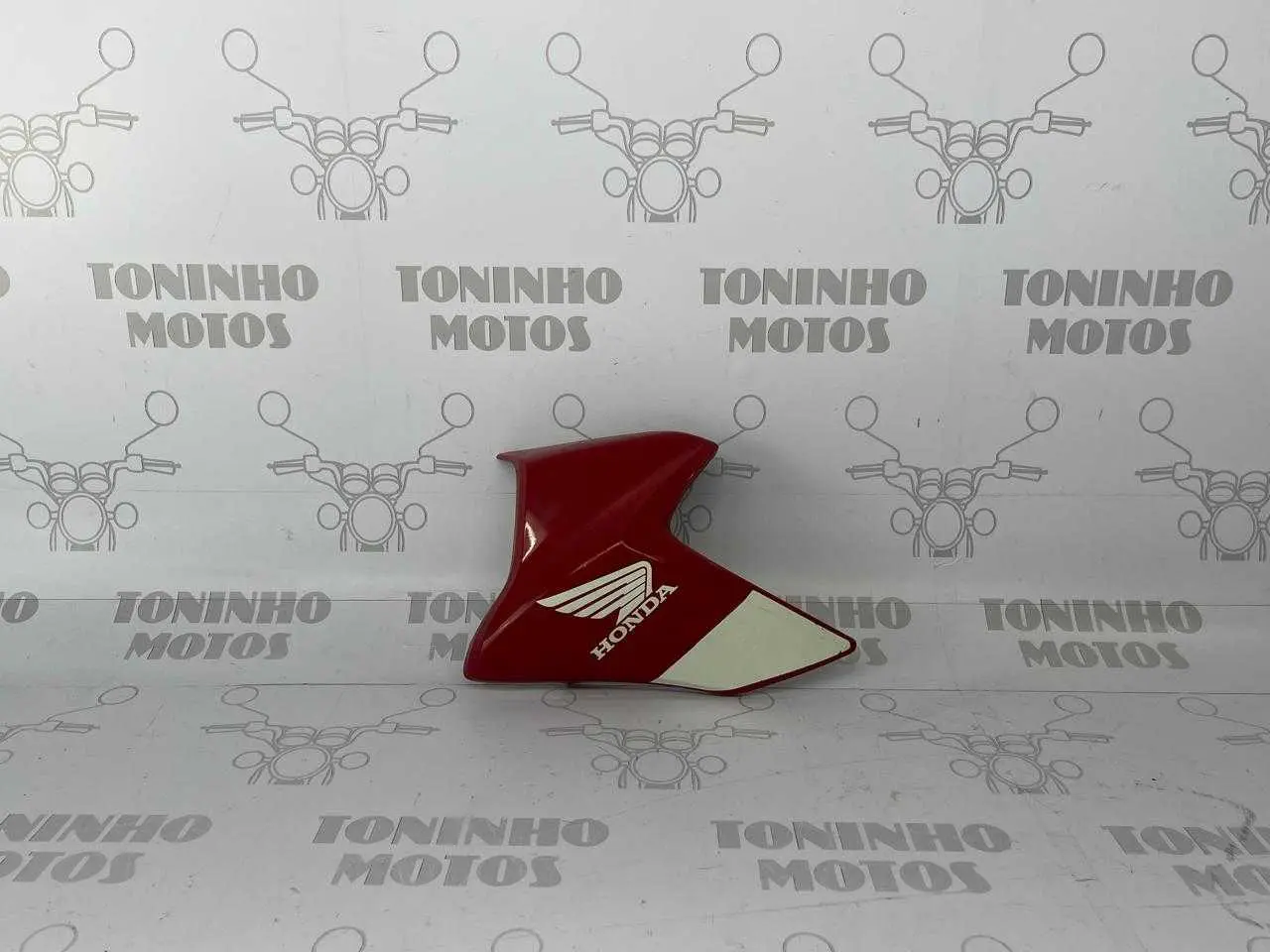 ABA TANQUE SUPERIOR DIREITO HONDA CB300 2013 À 2015