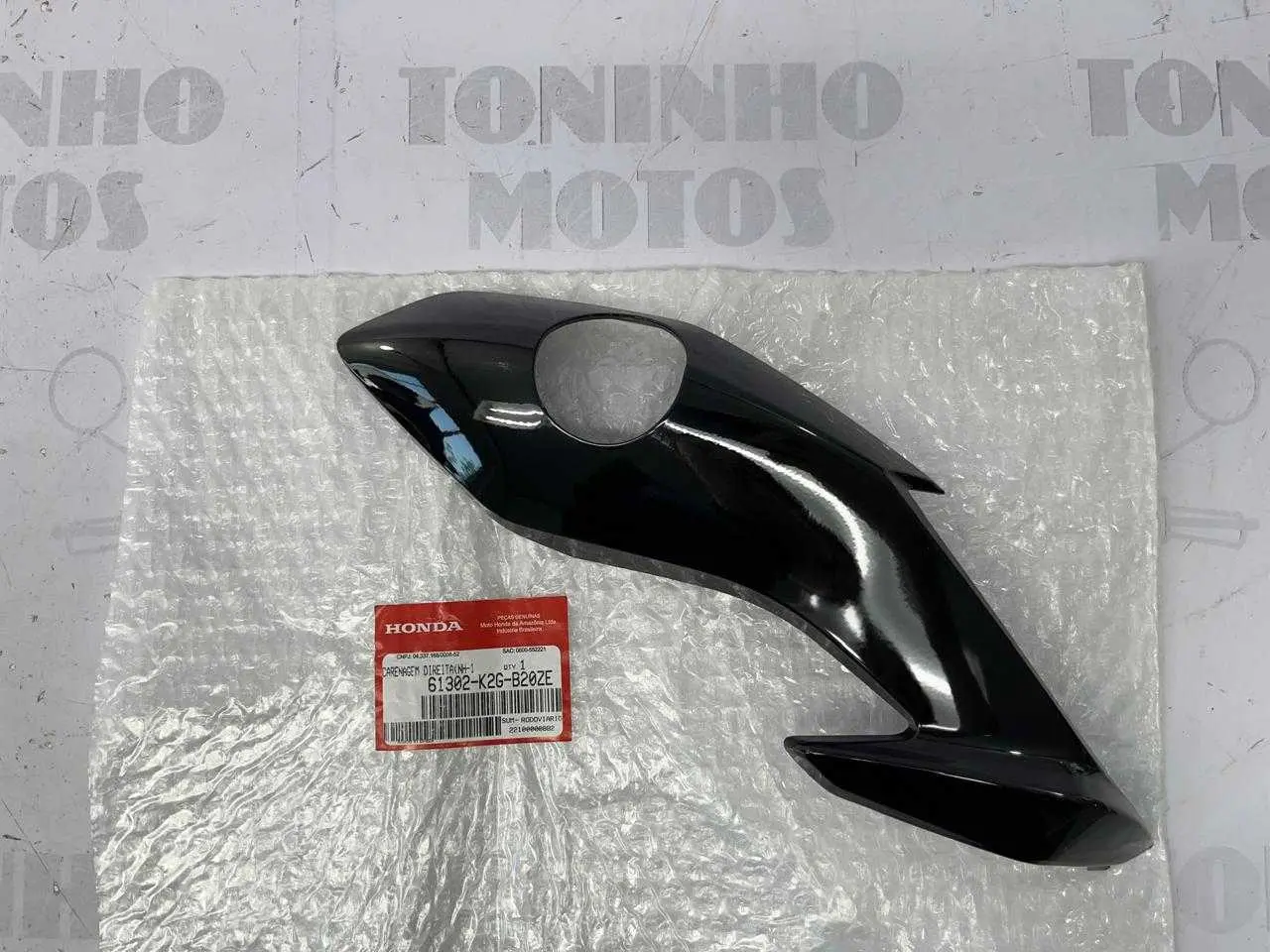CARENAGEM DO FAROL LADO DIREITO HONDA FAN 160 2022