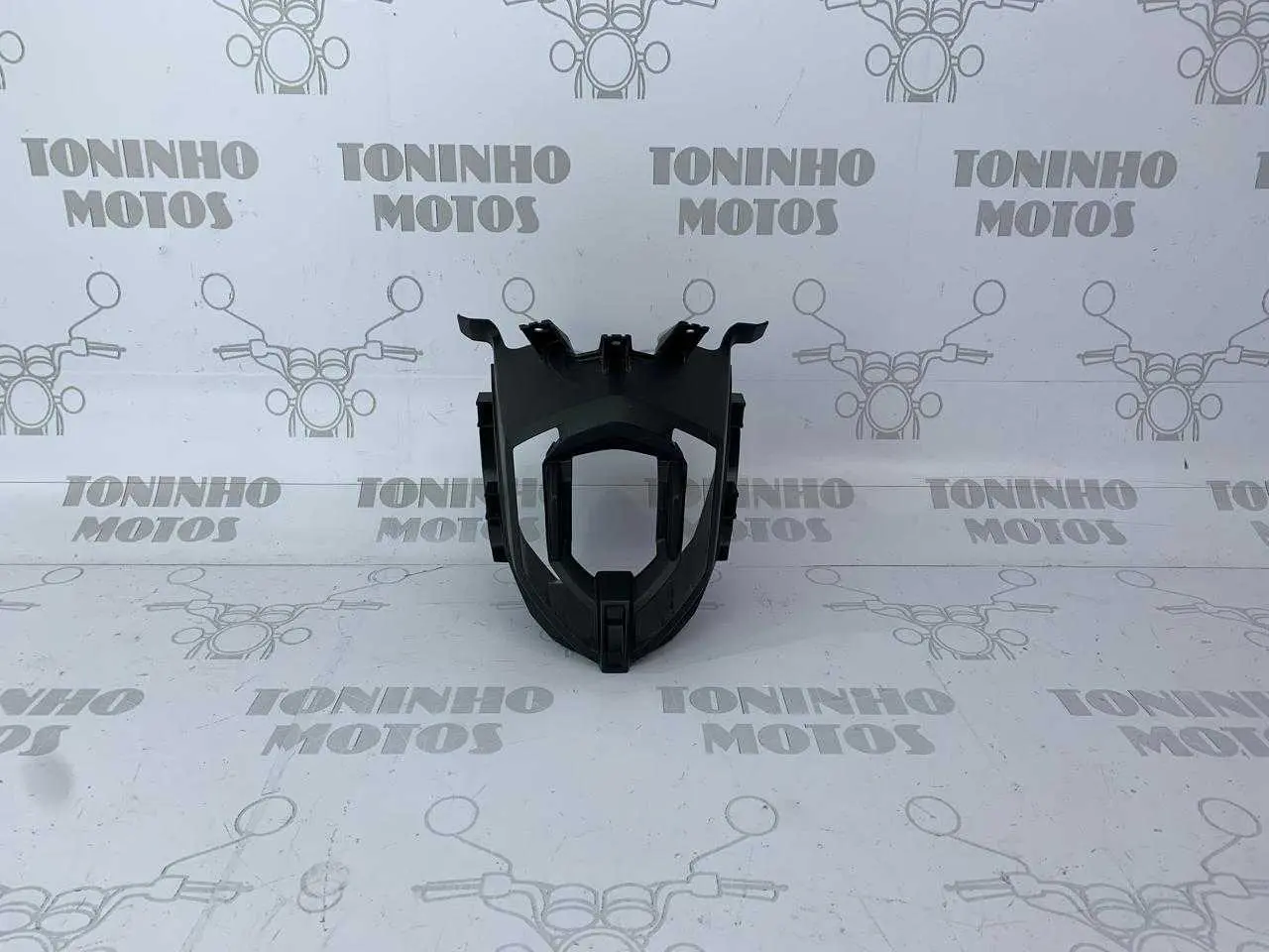 MOLDURA CENTRAL DO FAROL YAMAHA CROSSER 150 ABS 2023