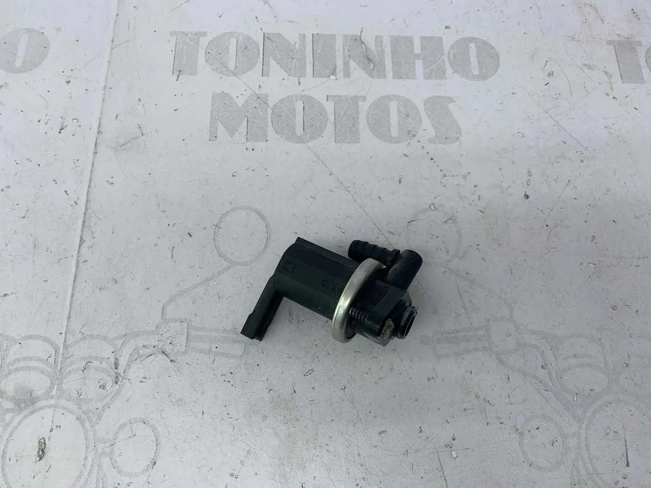 SENSOR SUPERIOR LATERAL DA CAIXA DO FILTRO DE AR BMW F800 GS
