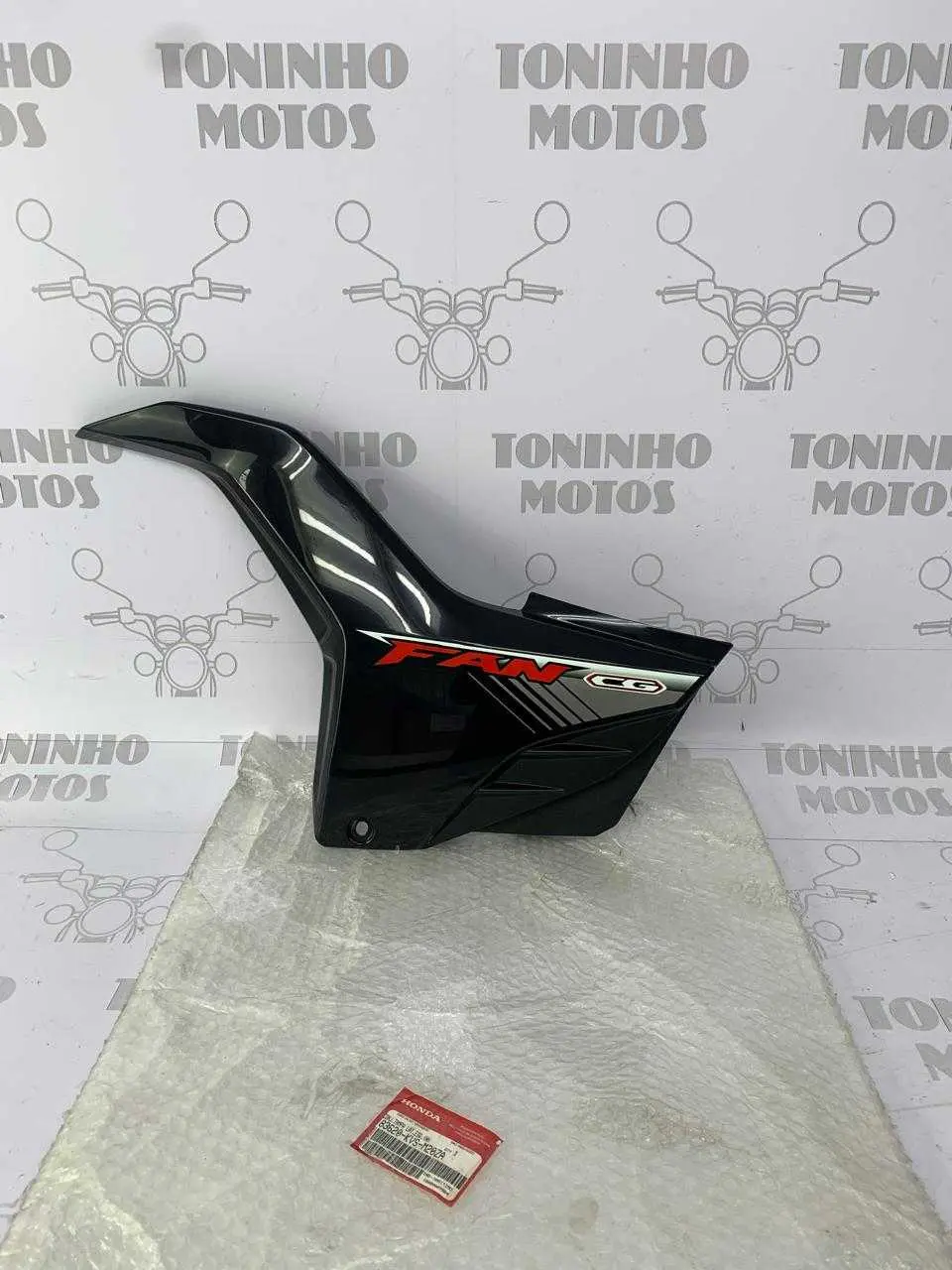 TAMPA LATERAL LADO ESQUERDO HONDA TITAN 160 2016