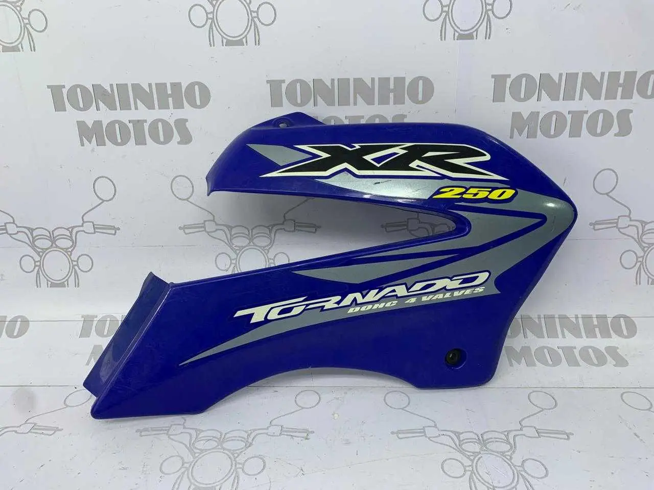 ABA TANQUE LADO DIREITO HONDA XR250 TORNADO 2001 Á 2005