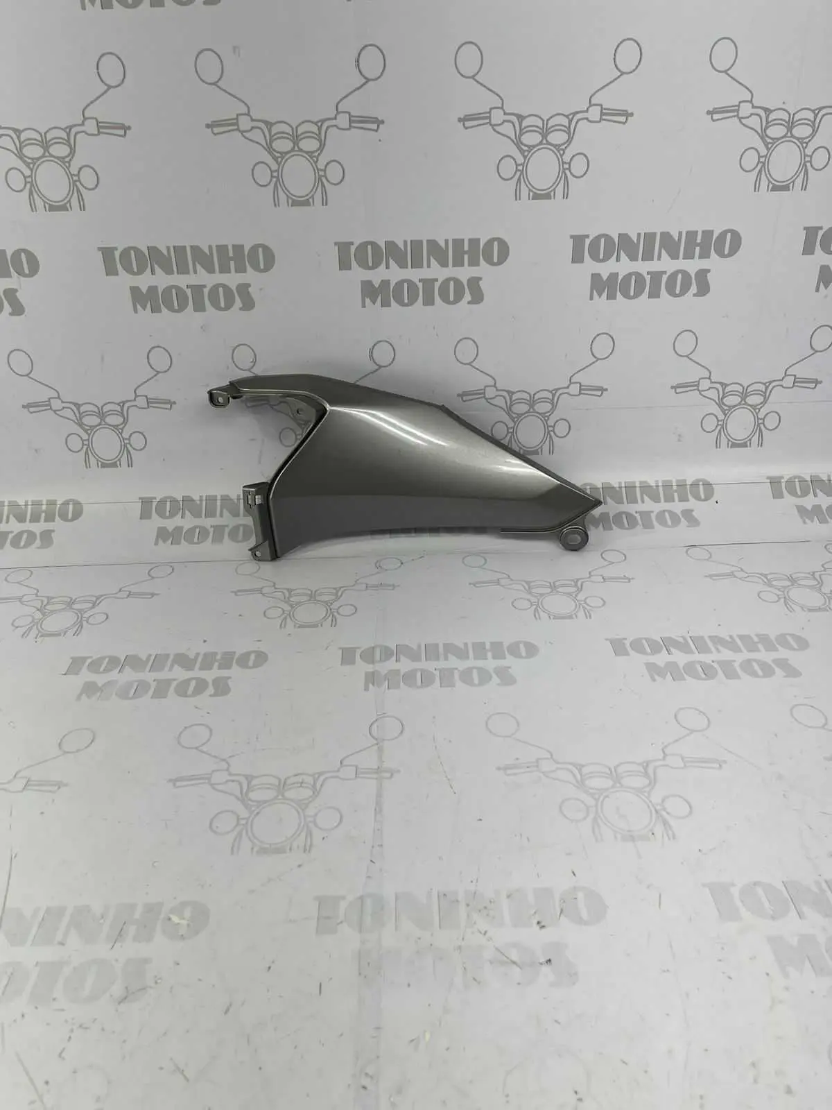 ACABAMENTO TANQUE LADO ESQUERDO HONDA SAHARA 300