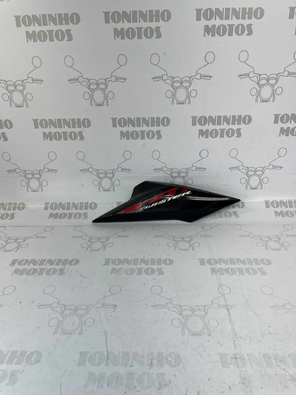 ABA TANQUE DIREITO HONDA CB300F 2023