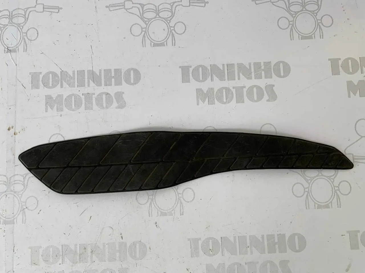 TAPETE DIANTEIRO LADO DIREITO DAFRA LASER 150 2008/2009