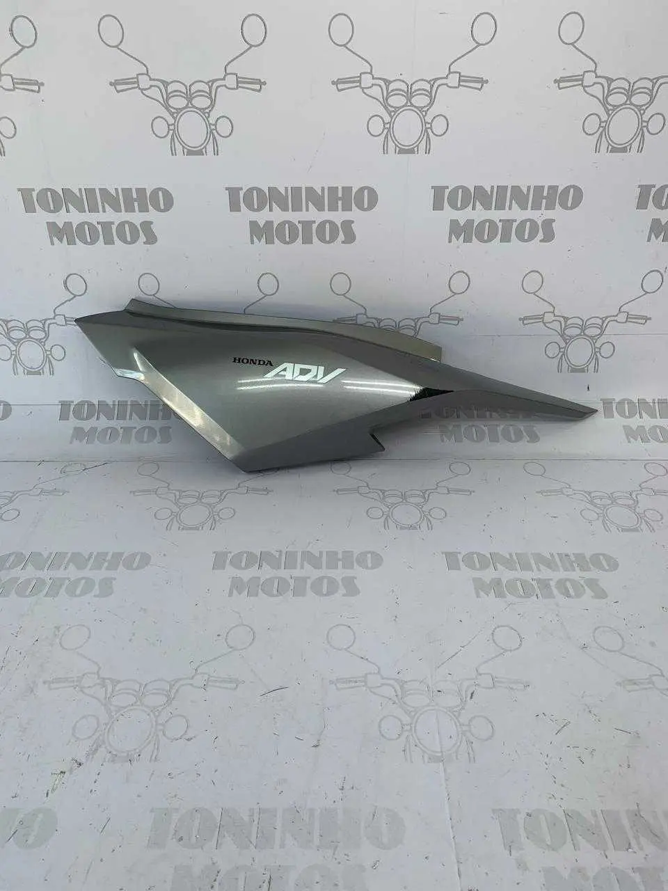 TAMPA LATERAL TRASEIRA ESQUERDO HONDA ADV 160 2025
