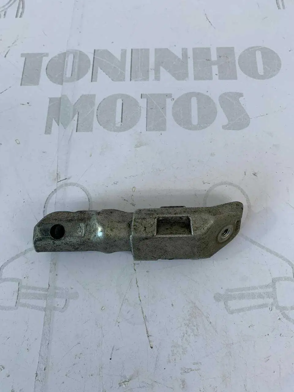 BASE PEDALEIRA DIANTEIRA DIREITO HONDA CB250F TWISTER
