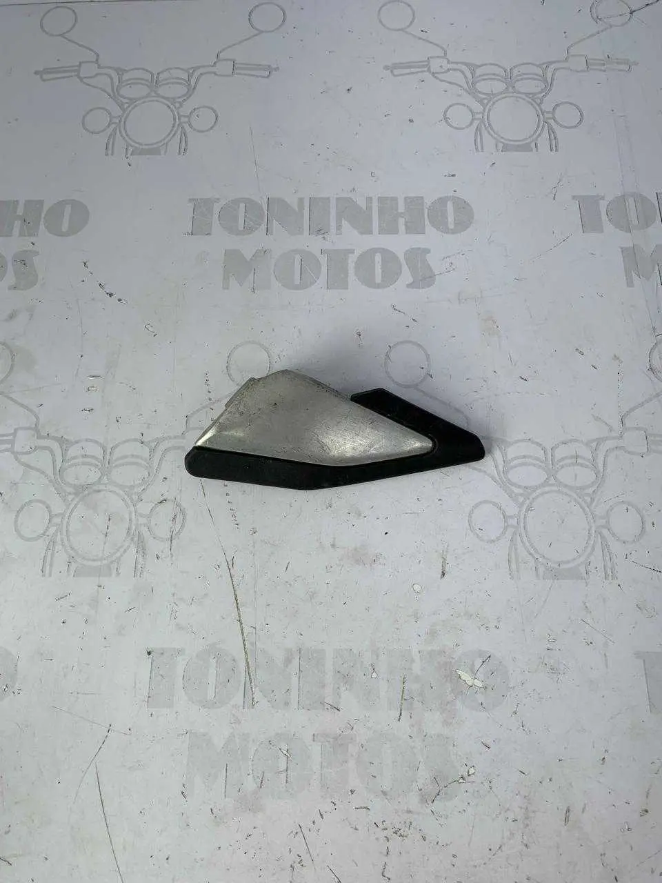 PEDALEIRA ACABAMENTO TRASEIRO DIREITO HONDA PCX 160 2023