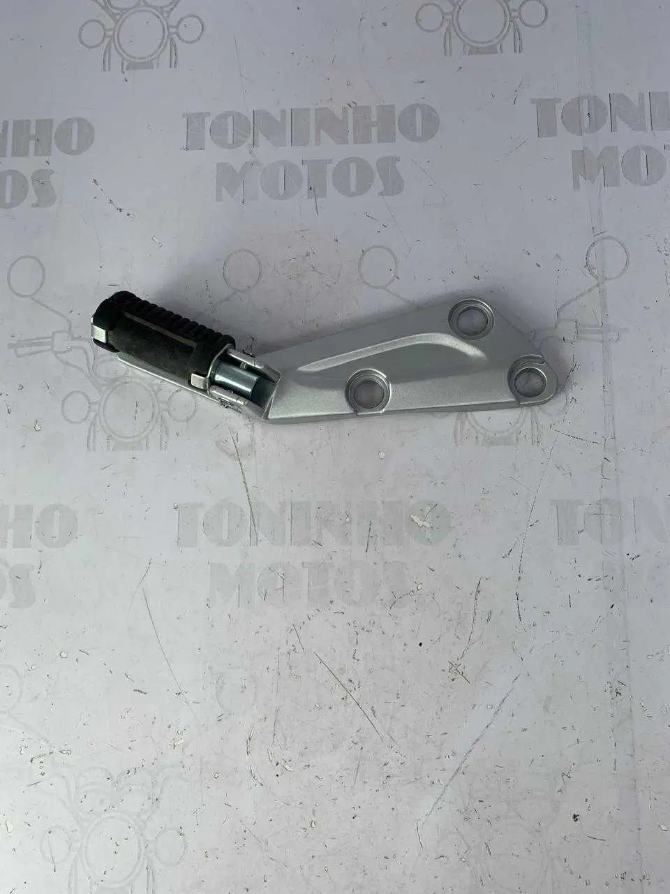 SUPORTE DE PEDALEIRA LADO DIREITO SUNDOWN WEB 100