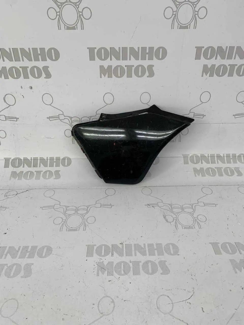 ACABAMENTO LATERAL DIREITO HONDA TORNADO 2001 À 2008