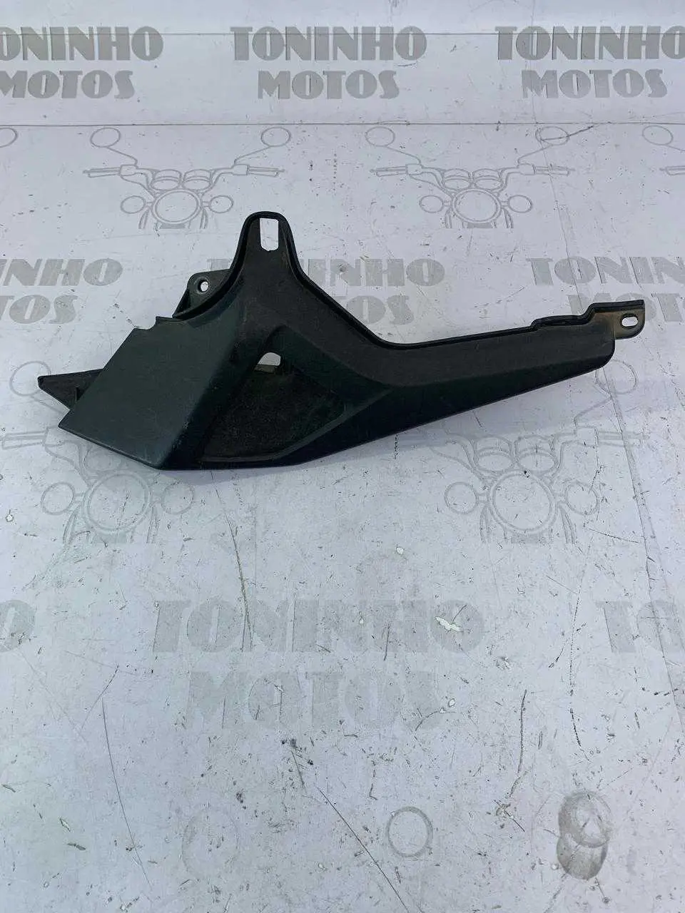 RABETA TRASEIRA SUPERIOR DIREITO YAMAHA FZ25 2018 A 2024