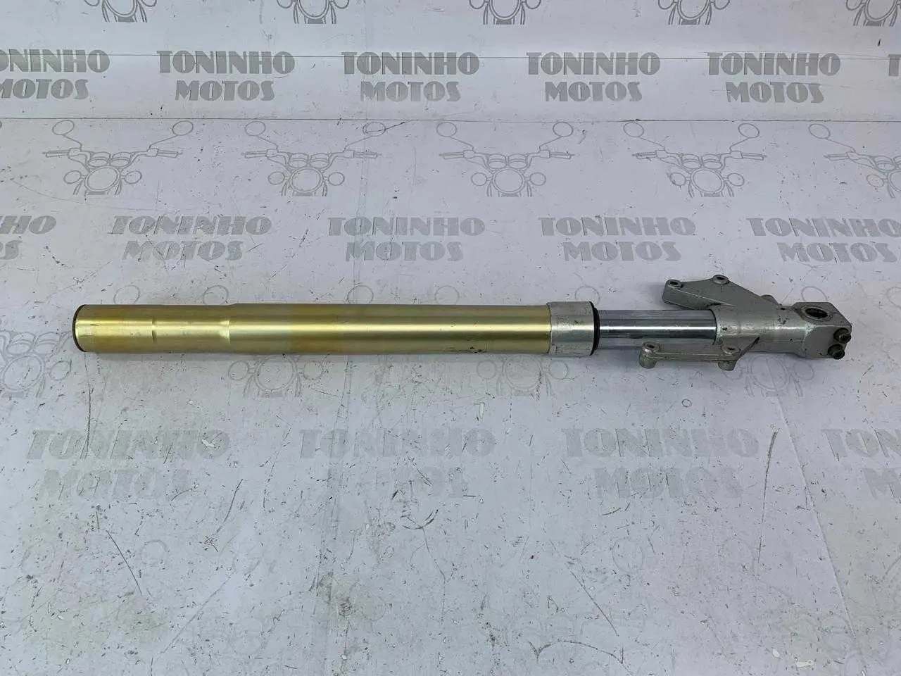 BENGALA LADO DIREITO KASINSKI COMET 250 GT 2008 À 2009