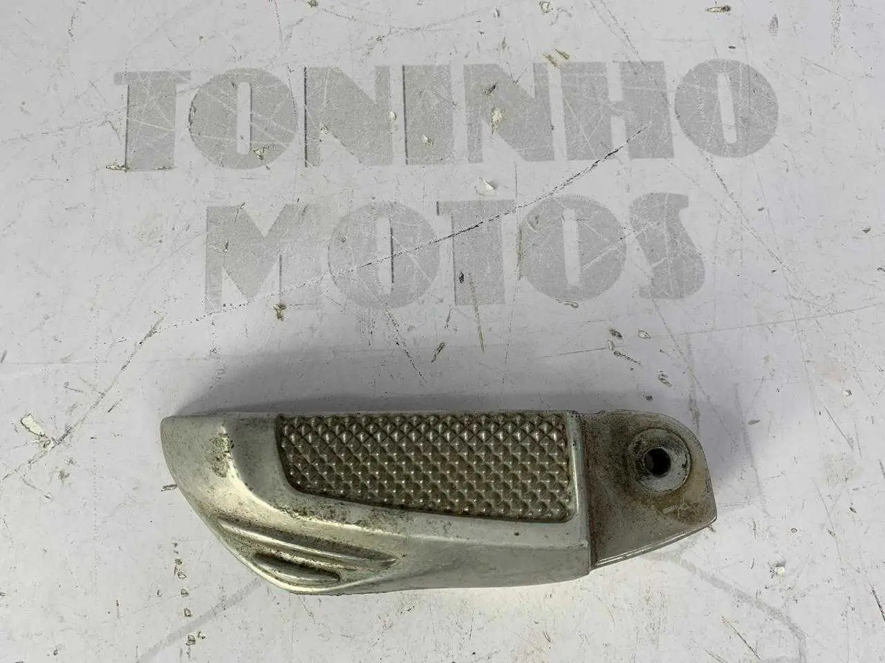PEDALEIRA TRASEIRA LADO DIREITO HONDA LEAD 2010 Á 2015