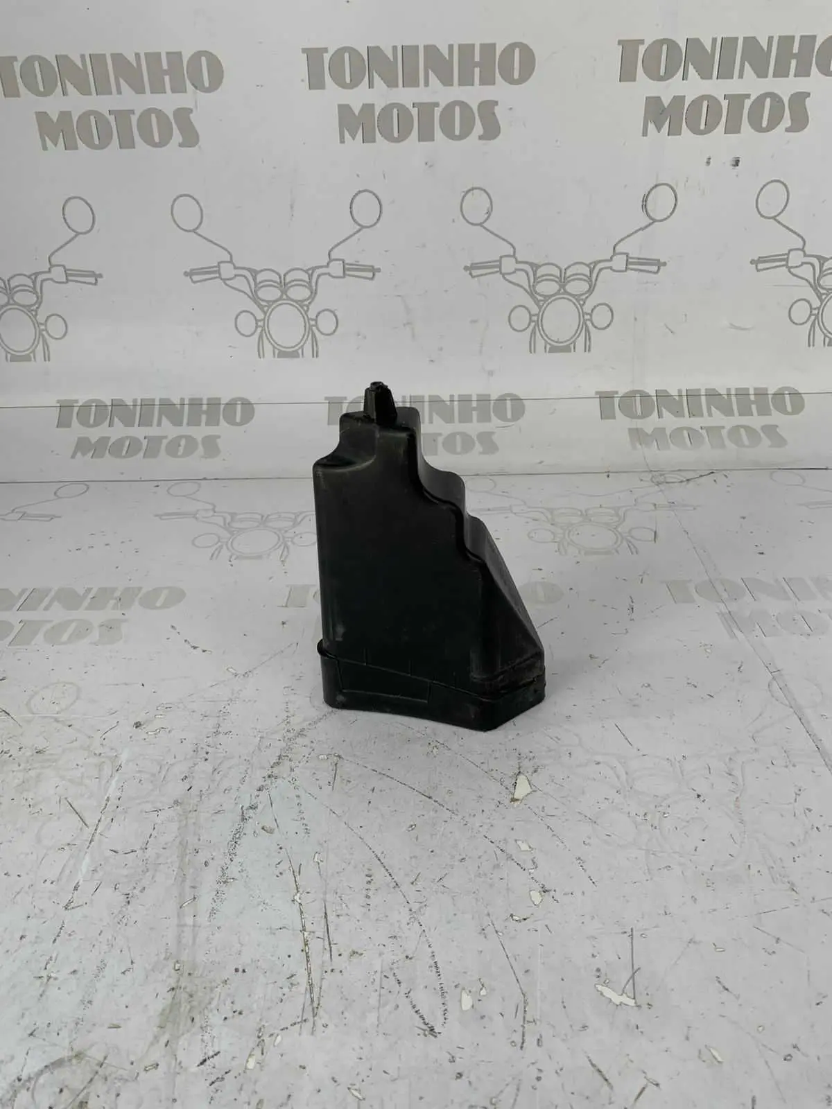 CAIXA FERRAMENTA HONDA FAN 160 / TITAN 150 / TITAN 160
