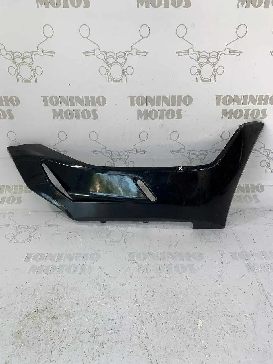 TAMPA LATERAL DIREITO INFERIOR ASSOALHO HONDA PCX 150 2019
