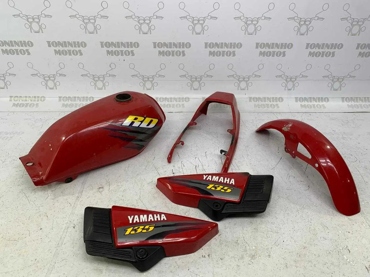 KIT CARENAGEM + TANQUE YAMAHA RD 135 1997 À 2000